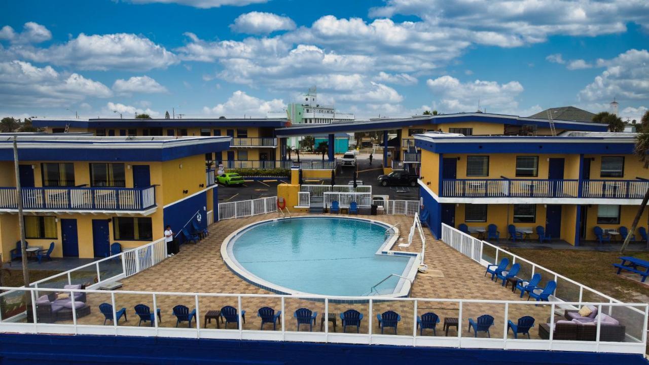 Sandals Inn Daytona Beach Exterior photo
