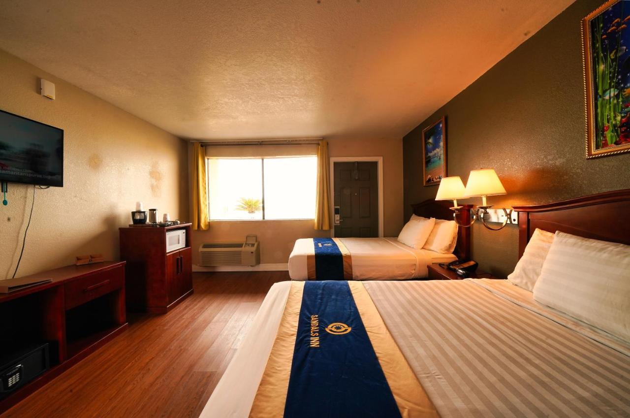 Sandals Inn Daytona Beach Exterior photo
