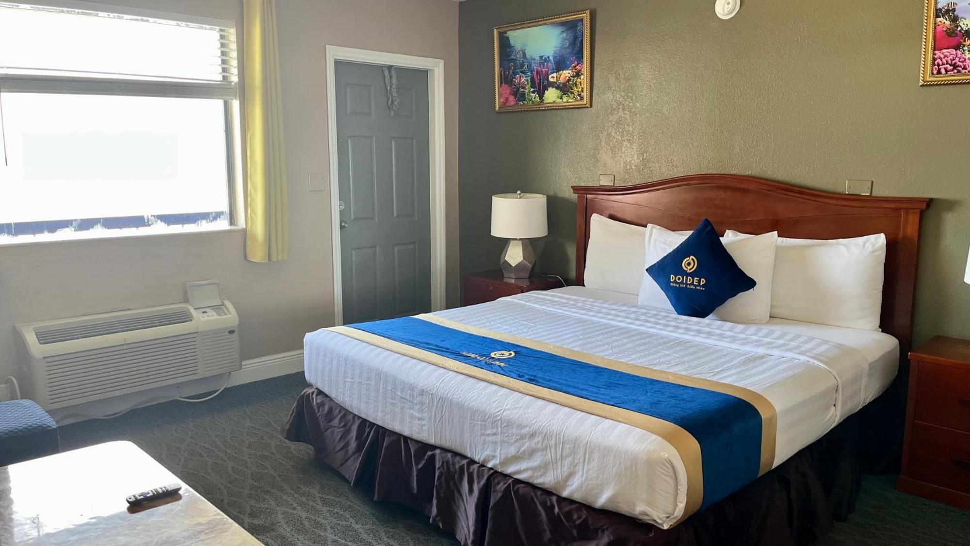 Sandals Inn Daytona Beach Exterior photo
